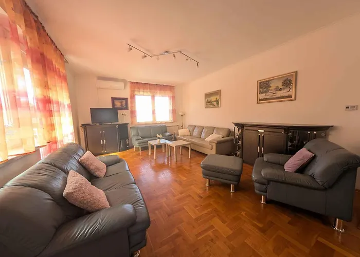 בית נופש In - Balaton 19638 *